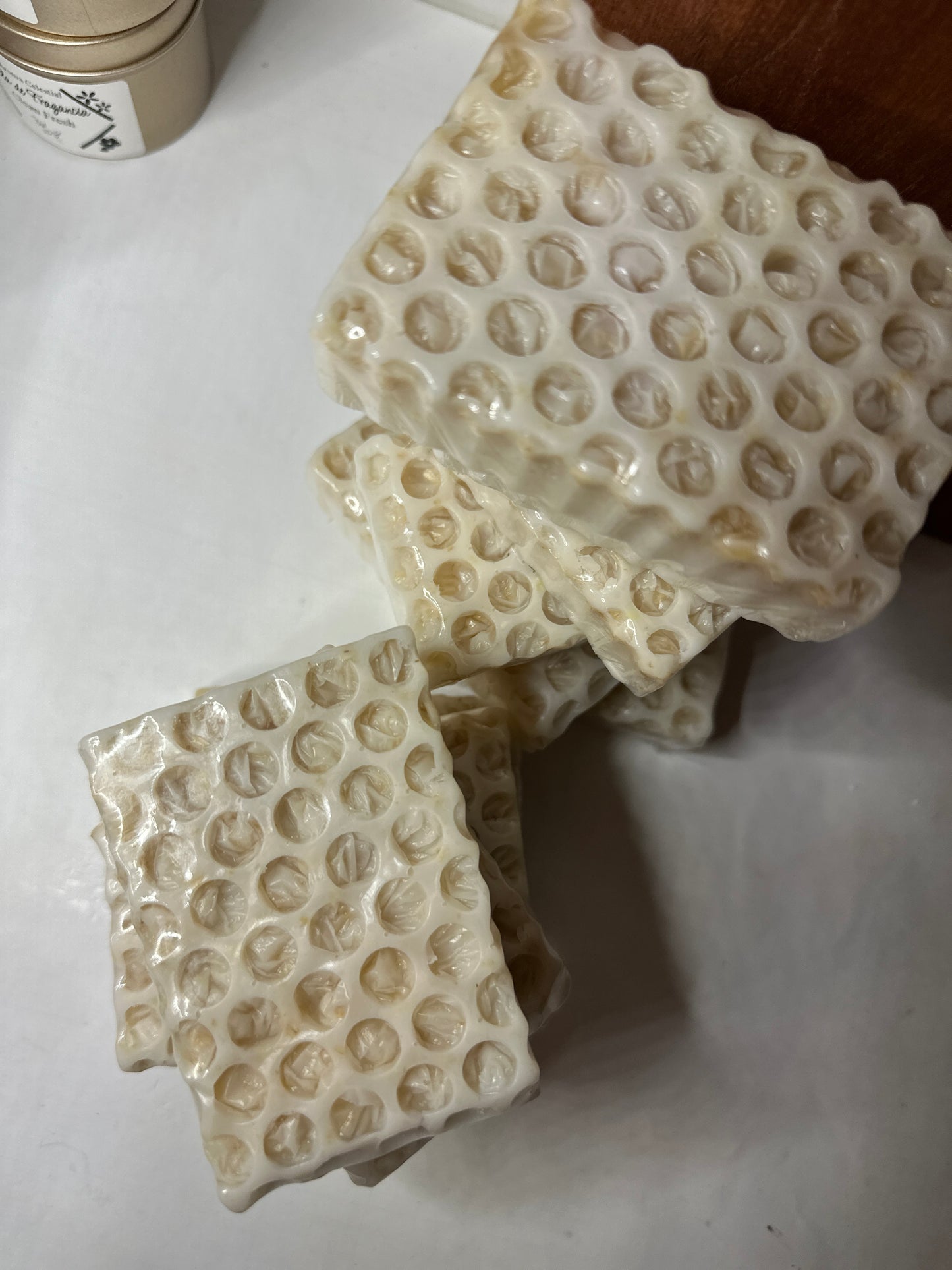 Jabón Artesanal de Leche de Cabra con Avena y Miel