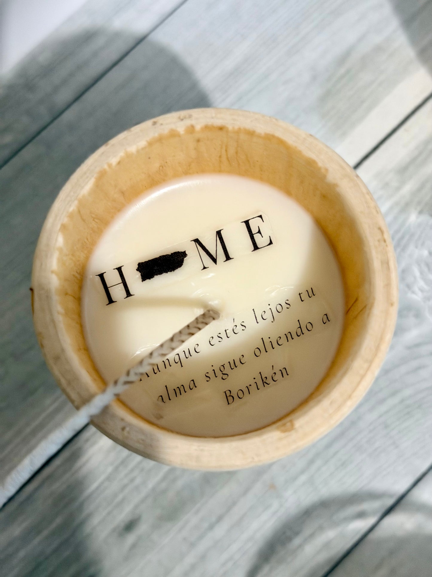 🕯️ Mofonglow – Vela en Pilón de Madera (PREVENTA)