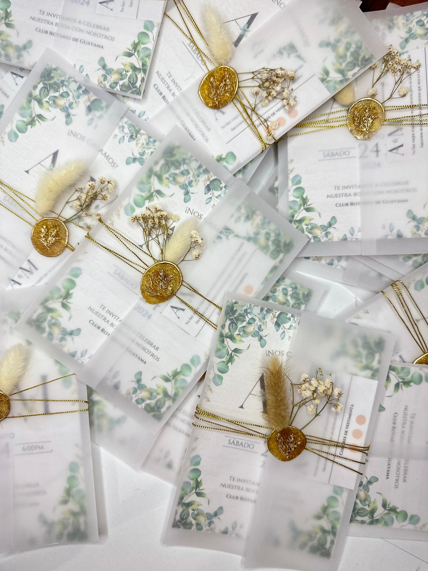 Invitaciones en Cartón – Personalizadas y Elegantes