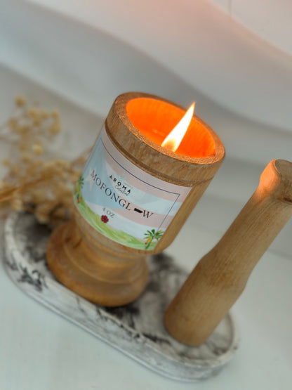 🕯️ Mofonglow – Vela en Pilón de Madera (PREVENTA)